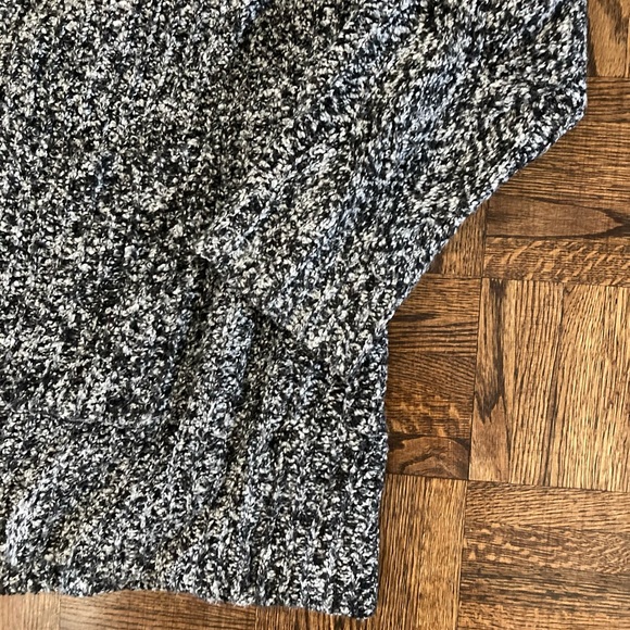⭐️3/$35 American Eagle cozy open sweater with pockets - Picture 6 of 8